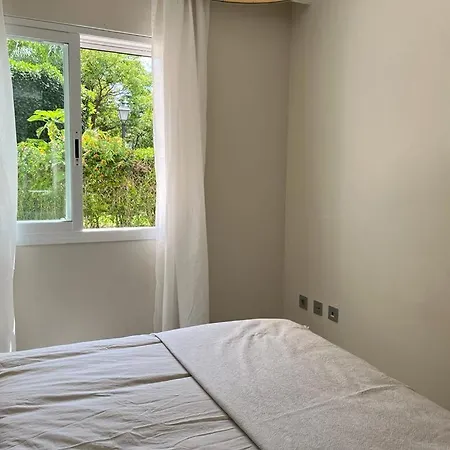 Fantastico 2 Dormitorios En Dama Noche-banus-marbella Apartment Marbella