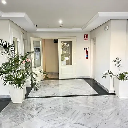 Fantastico 2 Dormitorios En Dama Noche-banus-marbella * Marbella