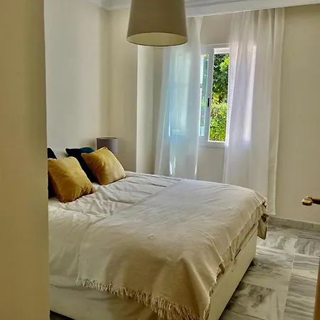 Fantastico 2 Dormitorios En Dama Noche-banus-marbella Apartment
